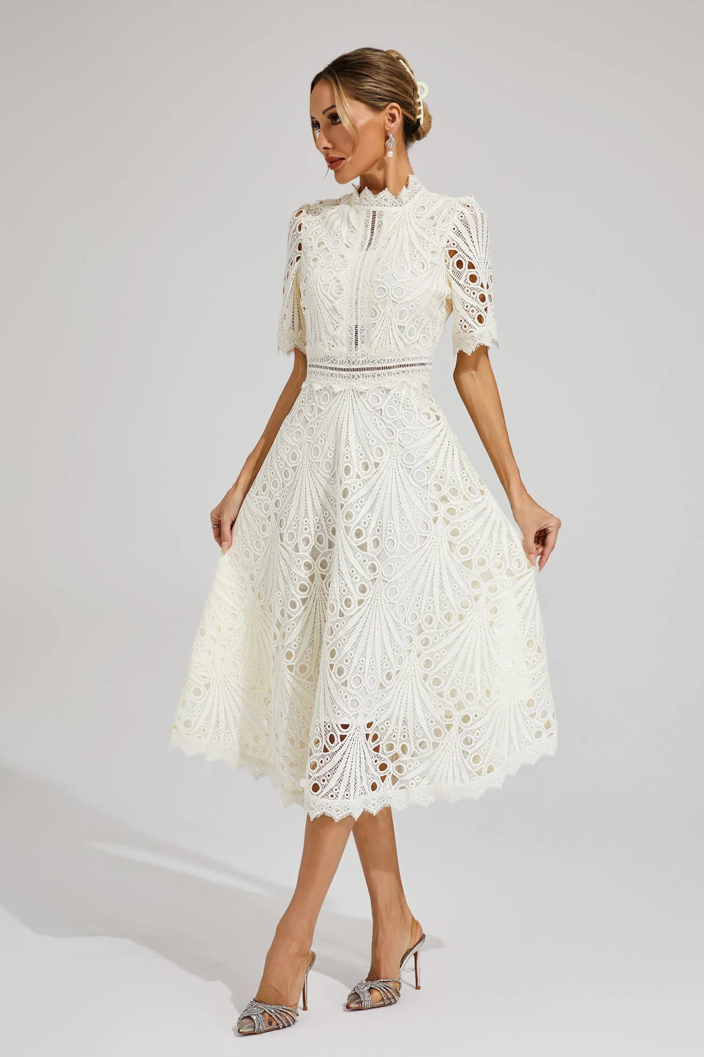 Frida | Cut-Out Midi Kjole