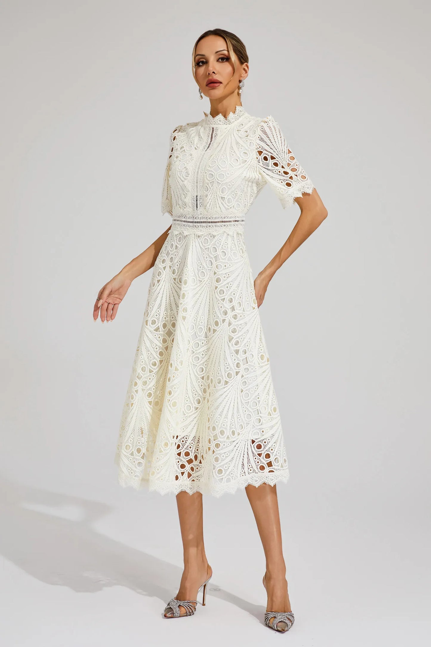 Frida | Cut-Out Midi Kjole
