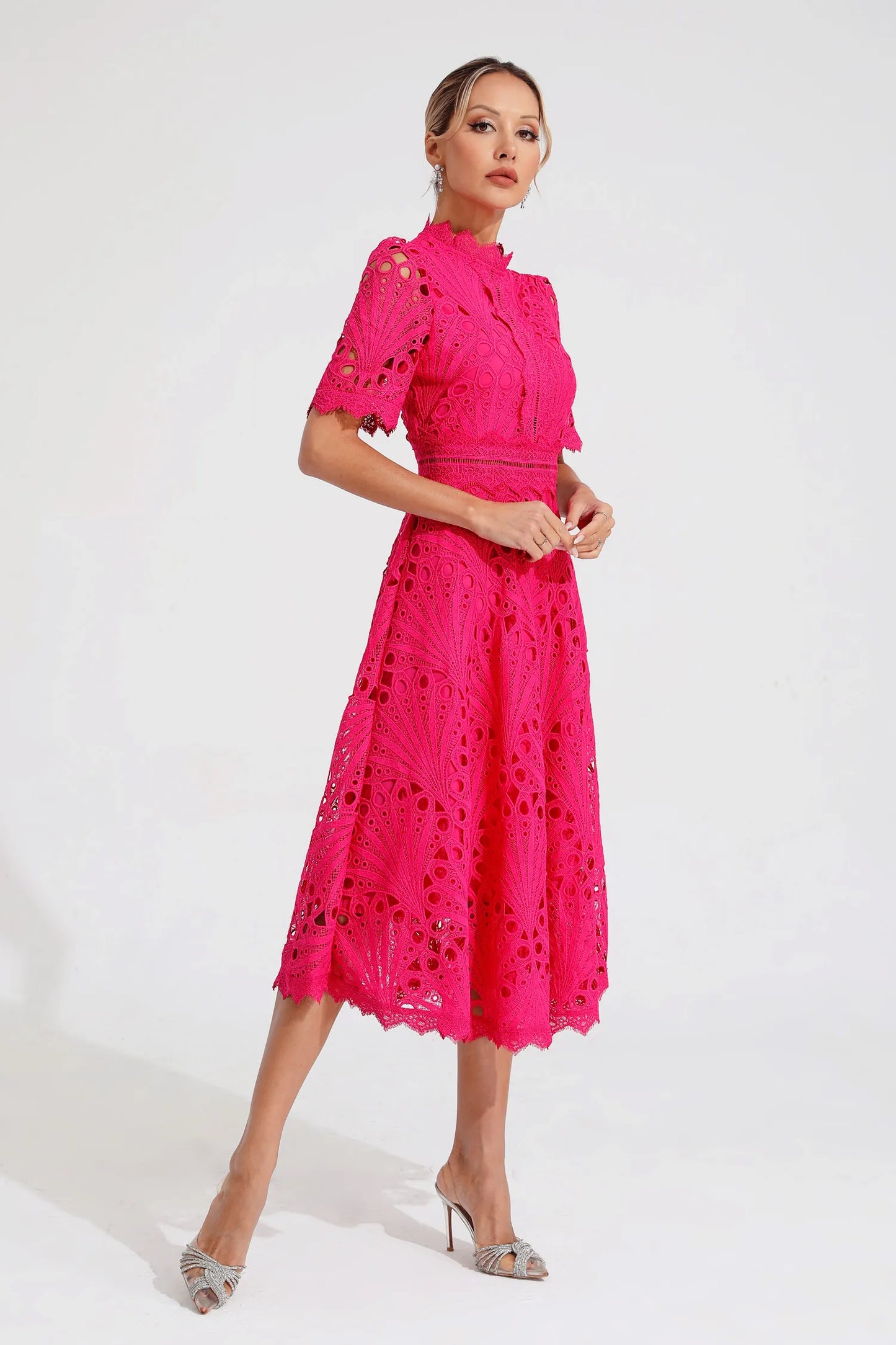 Frida | Cut-Out Midi Kjole