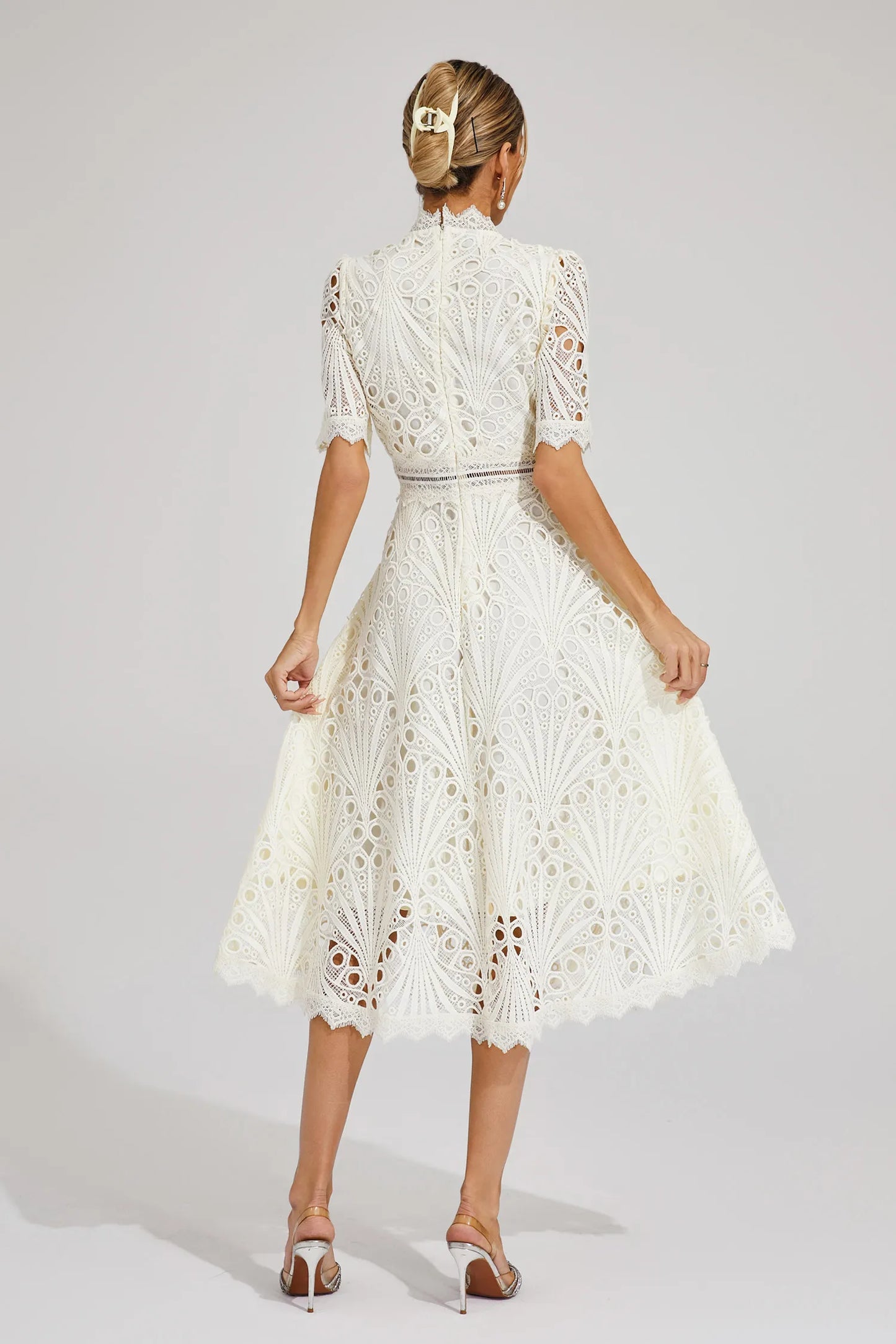Frida | Cut-Out Midi Kjole