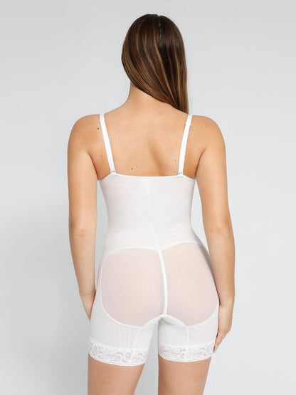 Elena | Shapewear Body med Blonder eller Imitert Skinnskjørt